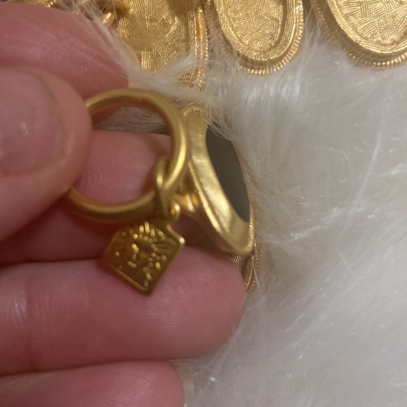 NWT Vintage Anne Klein brushed gold necklace, bracelet, earrings set of three! - Picture 12 of 16